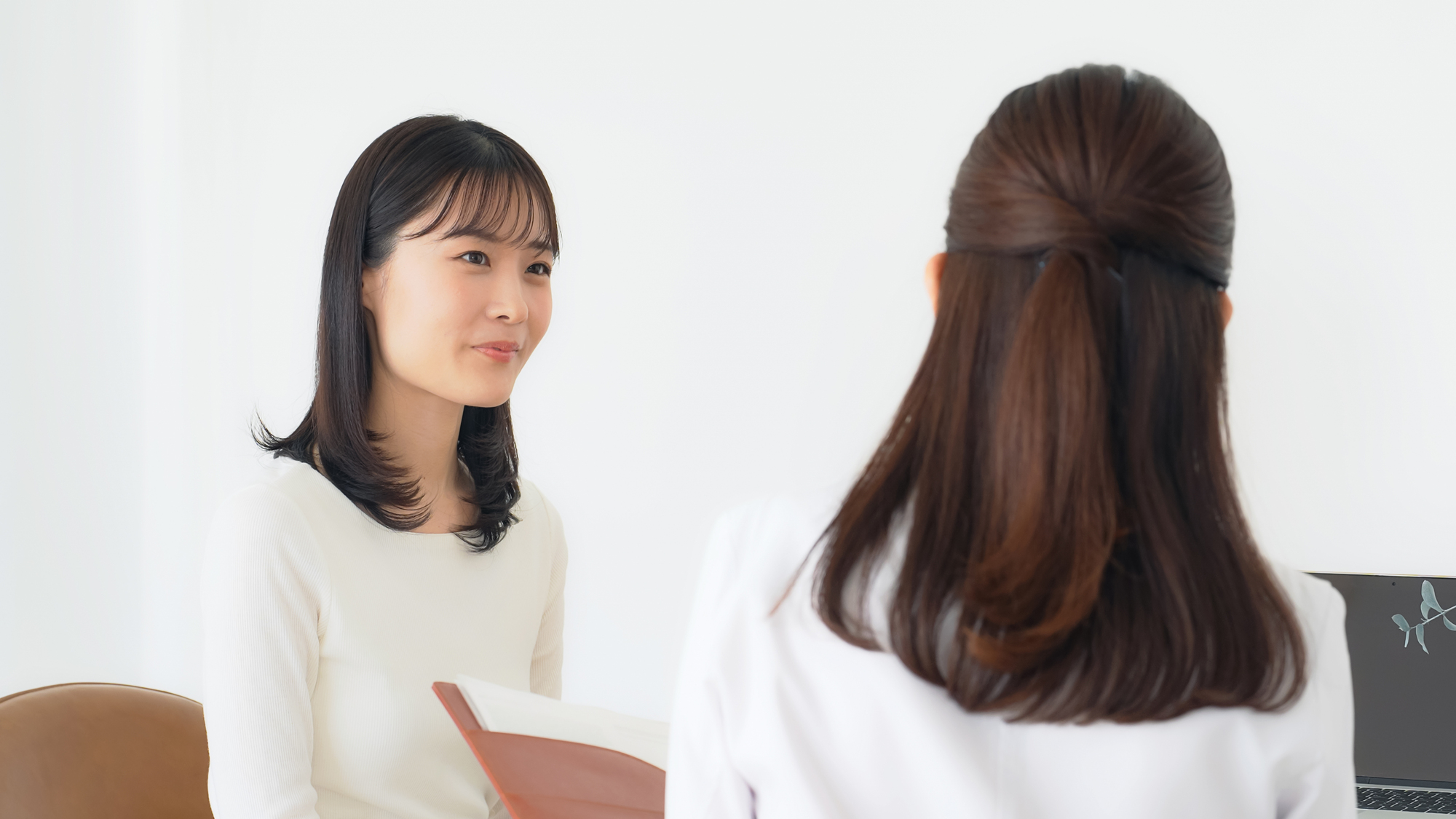 医療コラム第41回:「まだ50歳じゃないから大丈夫」は本当?若年性大腸がんが増えている理由