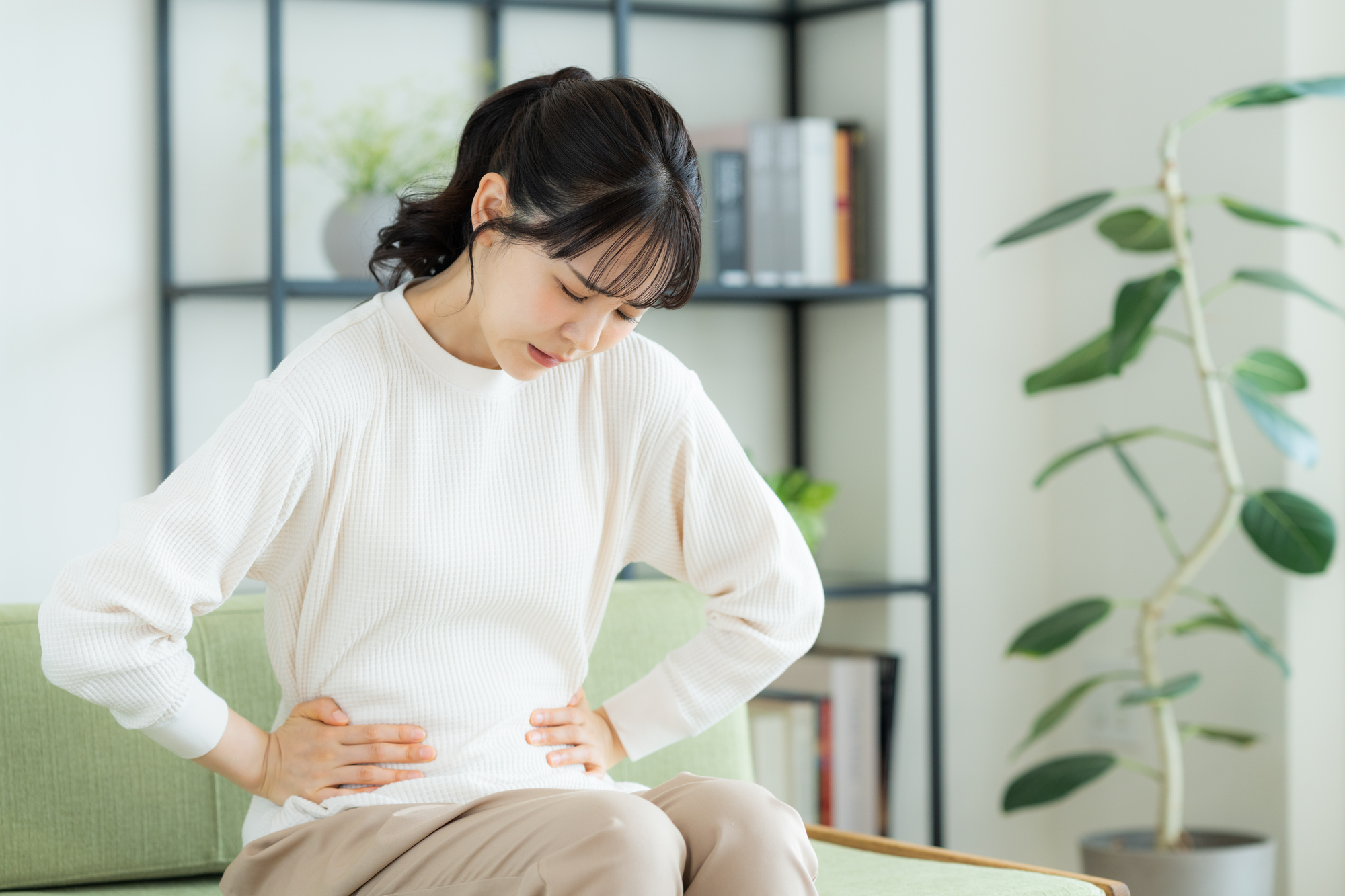 医療コラム第42回:潰瘍性大腸炎とは?下痢・血便が続く方へ――IBSとの違いと検査の目安